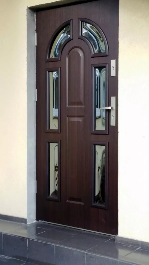 Montaż drzwi stalowych KMT PLUS 75 PASSIVE